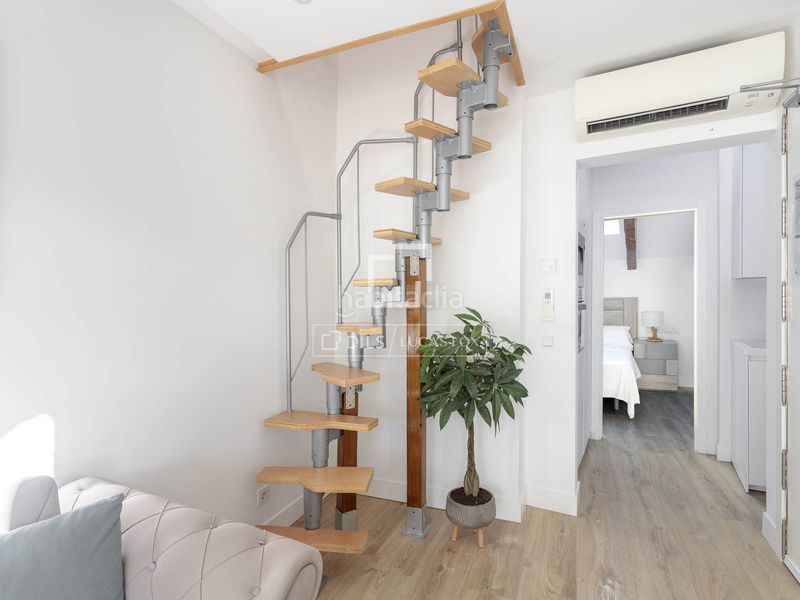 Foto e25378a4-2b01-4cdd-92f6-e28daca89327. Rent flat with heating in Cortes-Huertas Madrid