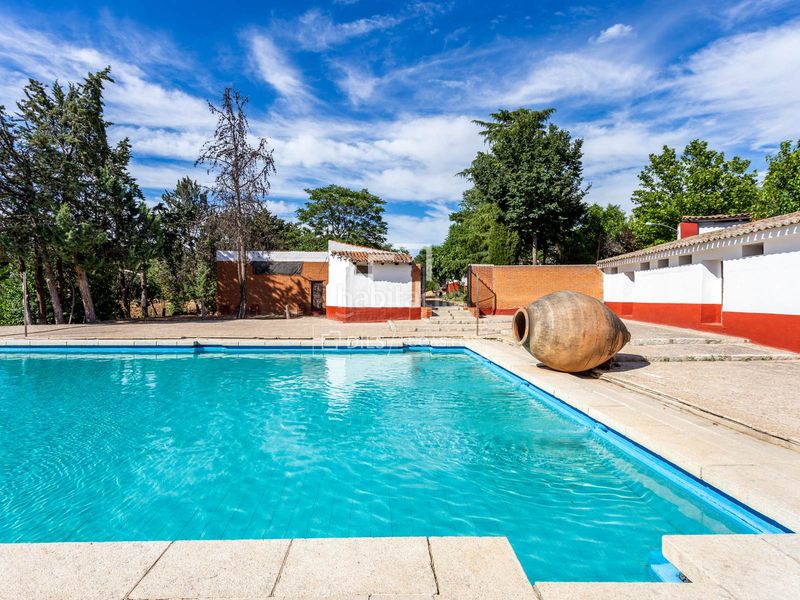 Foto 0134c81b-3082-443a-9540-524262498e6d. Xalet amb calefacció aparcament piscina a Valdeolmos - Alalpardo