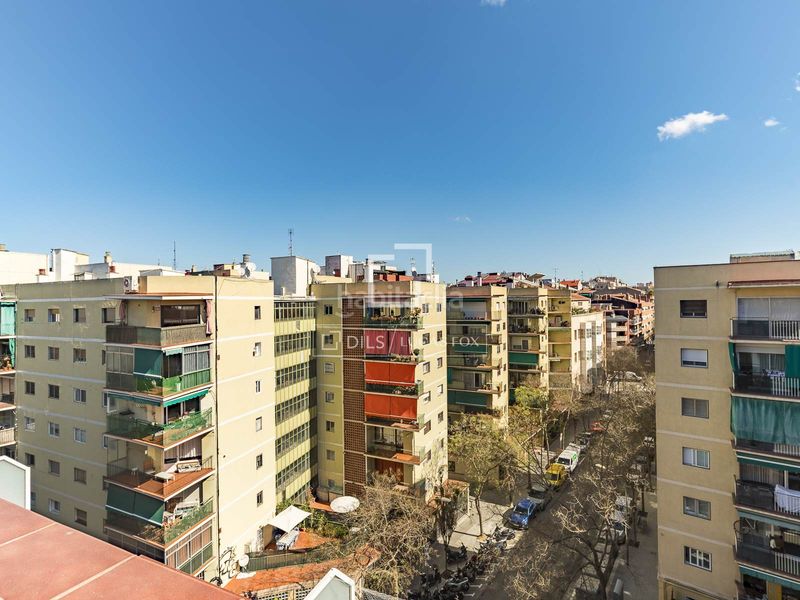 Foto d83c45c1-fdba-41f0-91fd-6b26188ee7f9. Àtic amb calefacció a Font de la Guatlla Barcelona