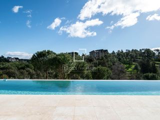 Chalet in Salud y Alegría - El Lago. Lujosa villa con privacidad absoluta y vistas incomparables en v
