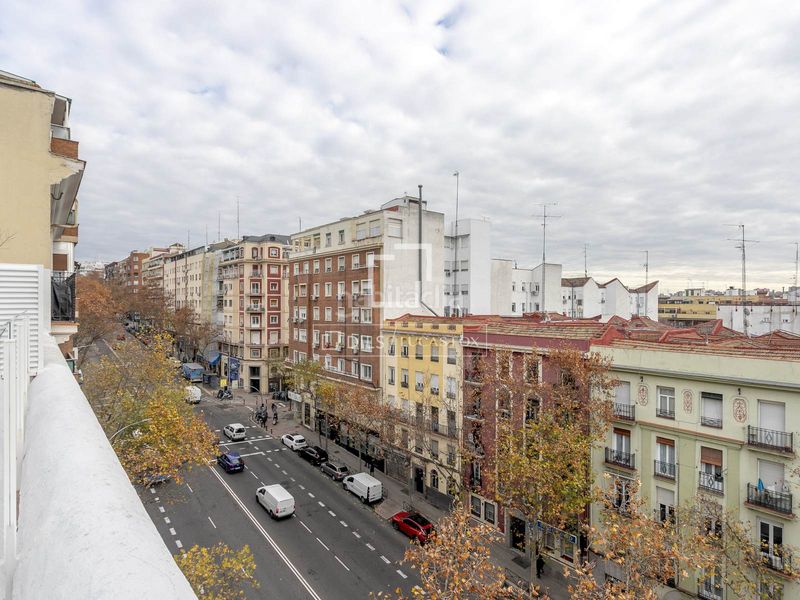 Foto bd005396-18f9-402b-8413-49331683ce6d. Àtic amb calefacció a Pacífico Madrid