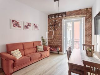 Rent Flat in Cortes-Huertas. Piso de 2 dormitorios en alquiler por temporada en cortes  huert
