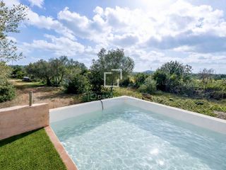 Masia a Manacor Centre. Exclusiva finca rústica en venta de nueva construcción con pisci