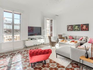 Pis a El Mercat. Piso reformado de 3 dormitorios con 12m terraza en venta en palm