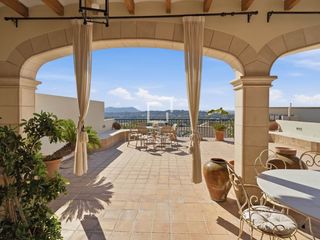 Bauernhof in Selva. Casa rural de 5 dormitorios en venta en mancor de la vall, islas