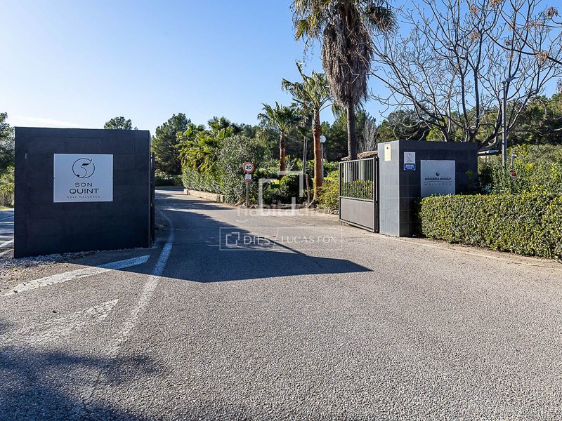 Foto 4c4bea48-0154-43d9-a0d5-9110fcde0cf4. Pis amb calefacció aparcament piscina a Son Vida Palma de Mallorca