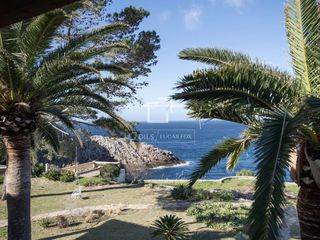 Chalet à Banyalbufar. Villa mediterránea en venta en banyalbufar, con embarcadero priv