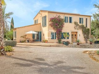 Xalet a Montuïri. Casa  villa en excelentes condiciones de 7 dormitorios en venta