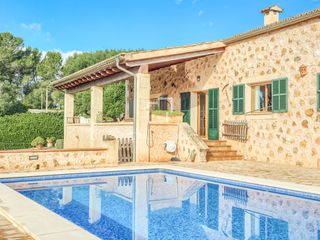 Xalet a Puntiró. Casa  villa de 4 dormitorios en venta en palma de mallorca, isla