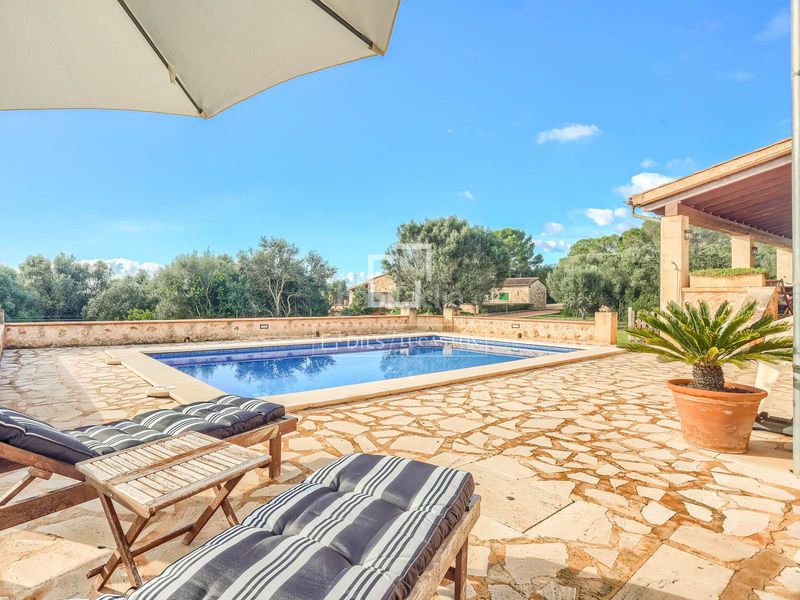 Foto c3f4d676-e207-406b-aa97-6e3001500b79. Xalet amb calefacció aparcament piscina a Puntiró Palma de Mallorca