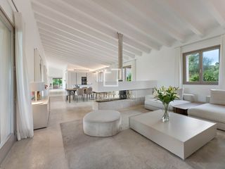 Masia a Canyamel. Finca de estilo minimalista con privacidad y preciosas vistas en