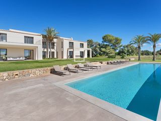 Masia a Artà Poble. Villa de alta arquitectura en venta en el corazón de artà, mallo