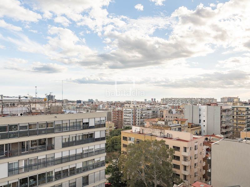 Foto d25b8744-e03a-4280-94fe-8ad901c010f5. Pis amb calefacció a Barri de les Corts Barcelona