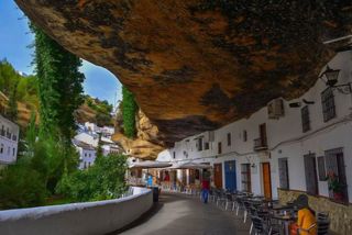 Chalet en Setenil de las Bodegas. Casa de campo en setenil de las bodegas c�diz