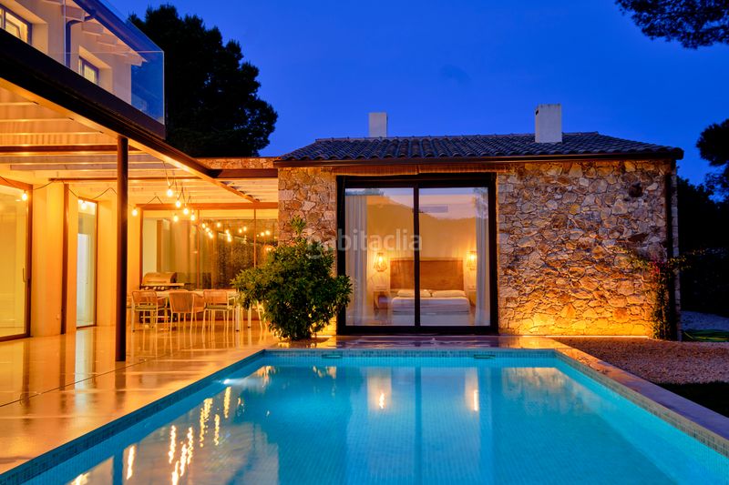 Foto db77c3ef-8862-4afb-ac58-1026ab585771. Lloguer casa amb xemeneia calefacció aparcament piscina a Mont-ras