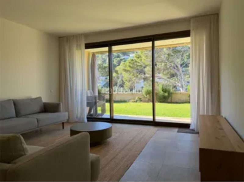 Foto 6e05b892-05fb-44e3-96e0-95188bb998d5. Lloguer apartament amb calefacció aparcament piscina a Begur