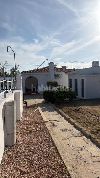 Foto 21f8ac53-5a03-4b58-9f45-fac9a089173e. Casa amb aparcament piscina a Los Pinares-La Masia Bétera
