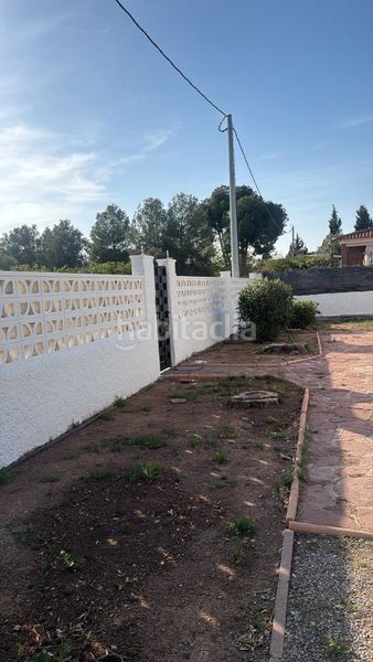 Foto a97c7aa5-13ab-4878-bd44-032f5d329227. Casa amb aparcament piscina a Los Pinares-La Masia Bétera