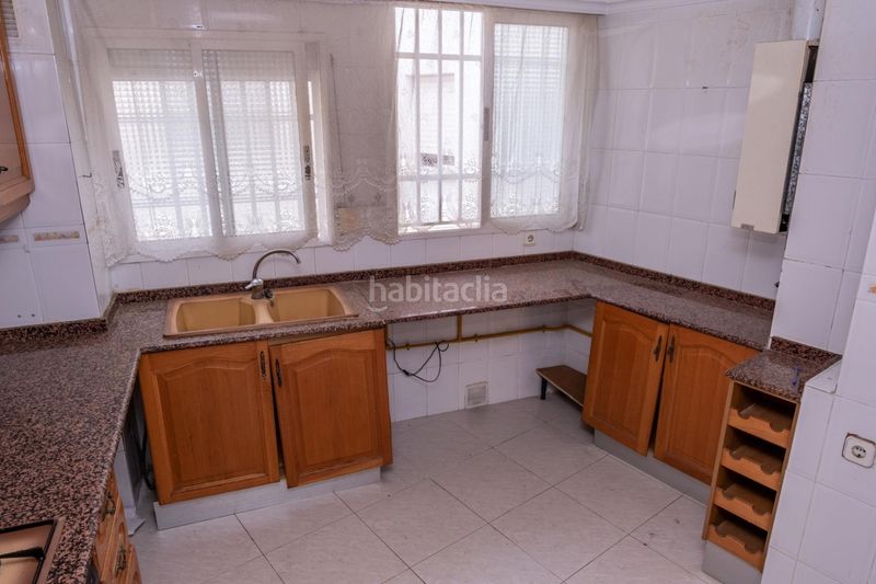 Foto 1263d299-88b9-480b-b891-1e24603679c4. Dúplex a Avenida de la Paz Xirivella