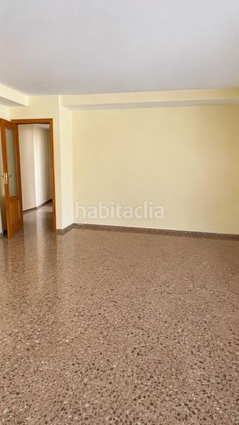 Foto af26a217-4a52-407a-98c1-02ce119a3f15. Pis amb aparcament a Barrio Benicalap Valencia