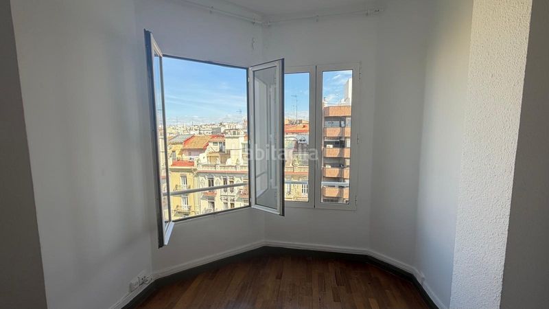 Foto 63b68499-17da-49d9-86a8-a6d319d4a5c9. Lloguer pis a Russafa Valencia