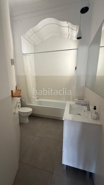 Foto bc0b2307-85d6-47ee-919c-a2b58928b378. Lloguer pis a Russafa Valencia