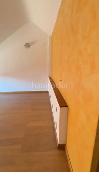 Foto a0814283-473c-4df1-994b-d1a503d4bb6c. Àtic a Mont Olivet Valencia