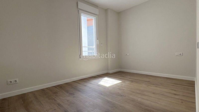 Foto 0e4fc629-431a-4db6-8bf9-c8324e4707e4. Pis a Russafa Valencia