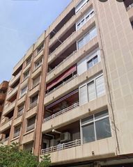 Piso  Calle reina doña maria. Vivienda totalmente reformada en pleno ruzafa  3 habitaciones  2