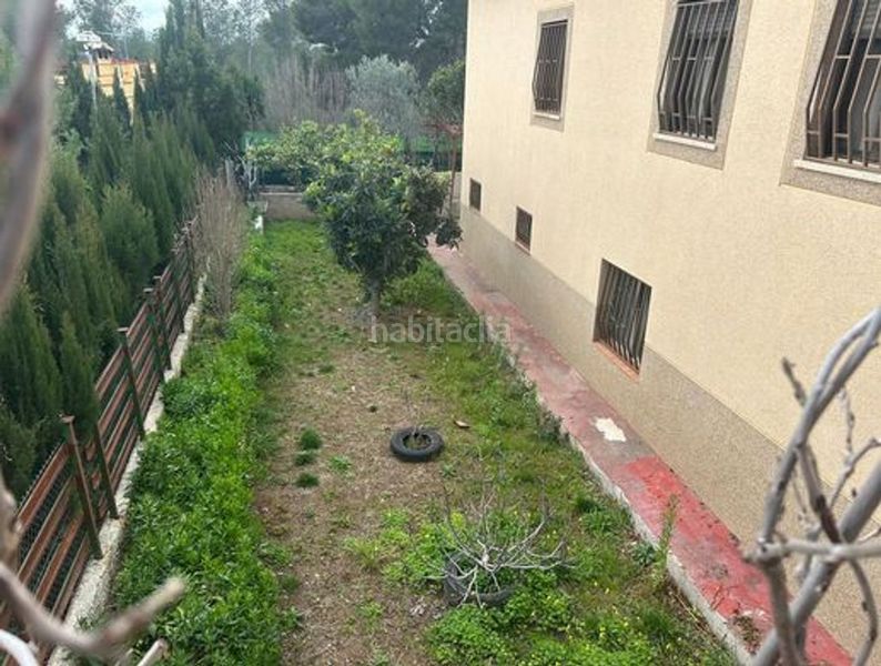 Foto d80c7bff-f88e-47b6-acc4-93867e2a2eb6. Xalet amb piscina a Los Pinares-La Masia Bétera