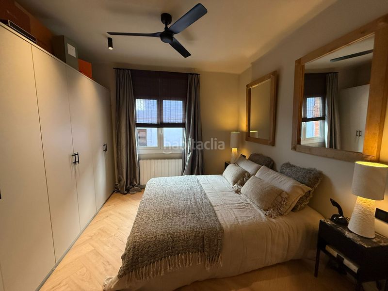 Foto db97f6f1-4ff2-4203-b275-d99245b2a2e6. Piso  reformado de 3 habitaciones en venta en el barri Gòtic en Barcelona