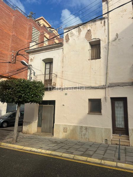Foto d8aa8e4b-a9df-4a66-9e49-e675a9e9f7f5. Casa a carretera nova 10 a Alcanar