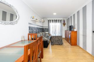 Semi detached house  Abderraman 24. Buscas una vivienda lista para entrar a vivir y en régimen de al