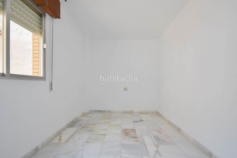 Foto f242f3dc-bd12-4ea1-aa26-0e3037fb7e16. Duplex in calle alcazaba 6 in San Antón Armilla