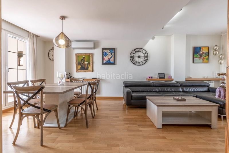Foto f1b14927-6c94-40ff-b7a3-e0939b5a5dba. Casa a calle ocho de marzo 92 a San Miguel Armilla