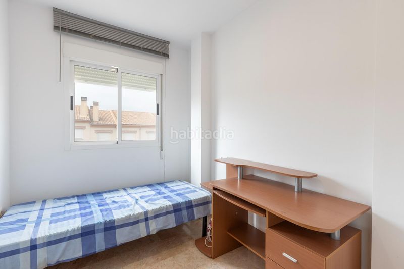 Foto f82f6d80-fddd-47ab-9a2b-a6b359c785c0. Casa adossada a calle marte 21 a Ogíjares