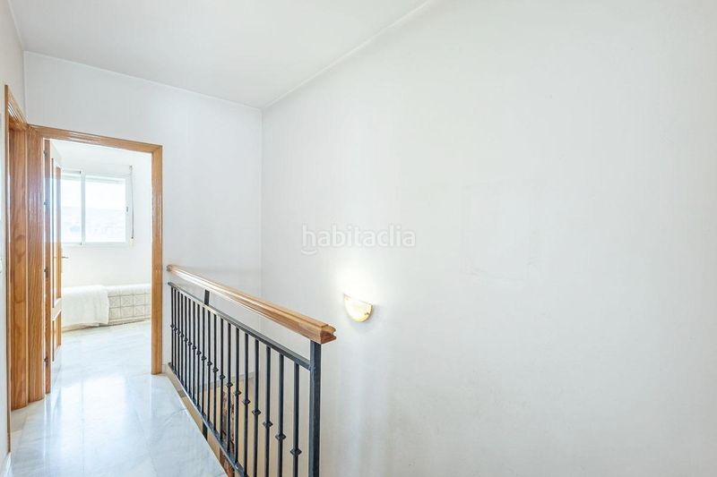 Foto 42fcac43-9d5a-42bd-ada1-e338ff5fb0e9. Casa aparellada a dalia 32 a San Miguel Armilla