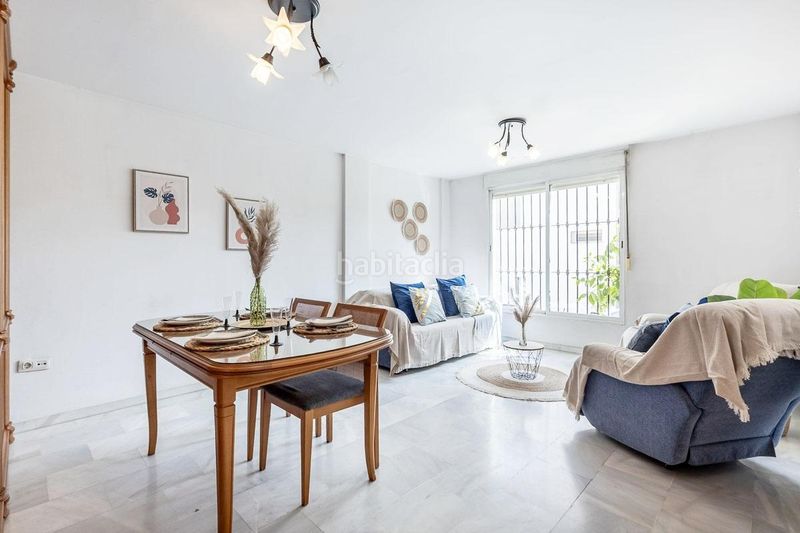 Foto 4c29f611-999a-4aa1-b076-13b57e011d4e. Casa aparellada a dalia 32 a San Miguel Armilla