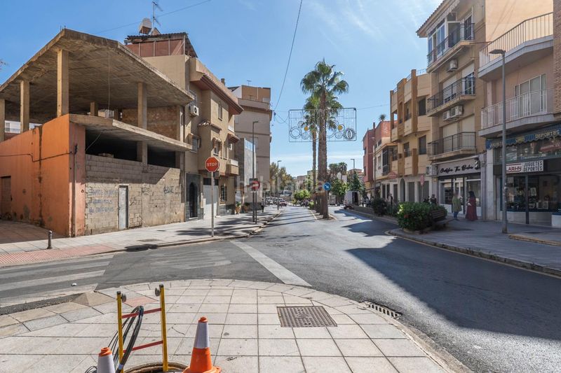 Foto 42fd8fbb-efef-44a8-bc16-593df74bc8fa. Edifici a calle calle rambla de capuchinos 18 a Motril ciudad Motril