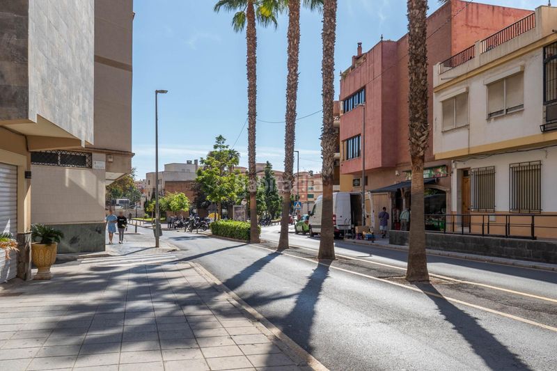 Foto 5fbe8777-0966-4219-bc33-72d2a7ffbc71. Edifici a calle calle rambla de capuchinos 18 a Motril ciudad Motril