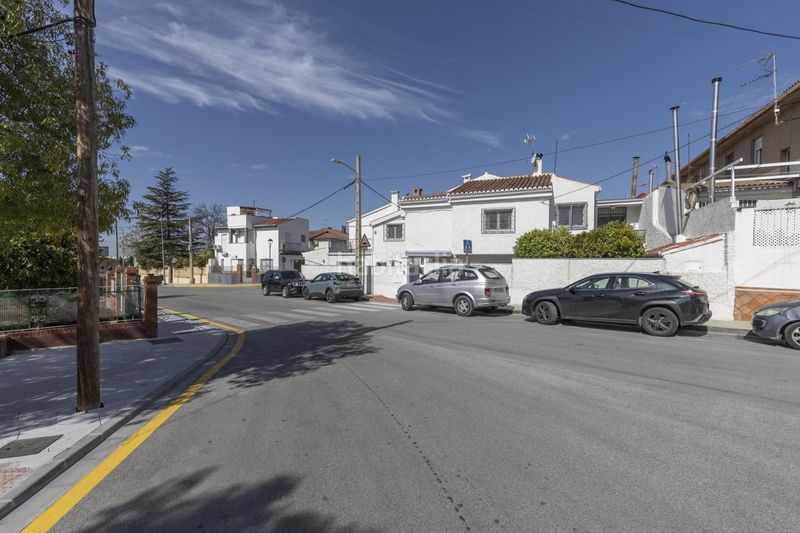 Foto 14b7d130-5b4f-41a2-a04a-8cde6c131b8e. Xalet a 12 camino nuevo a Peligros