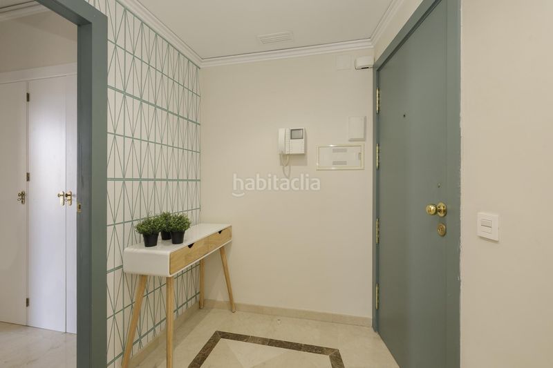 Foto e8ac7805-6991-4c59-8d93-a5019c088437. Apartamento en calle gran vía de colón #46 4º 464 precioso apartamento reformado en gran vía, pleno centro en Granada