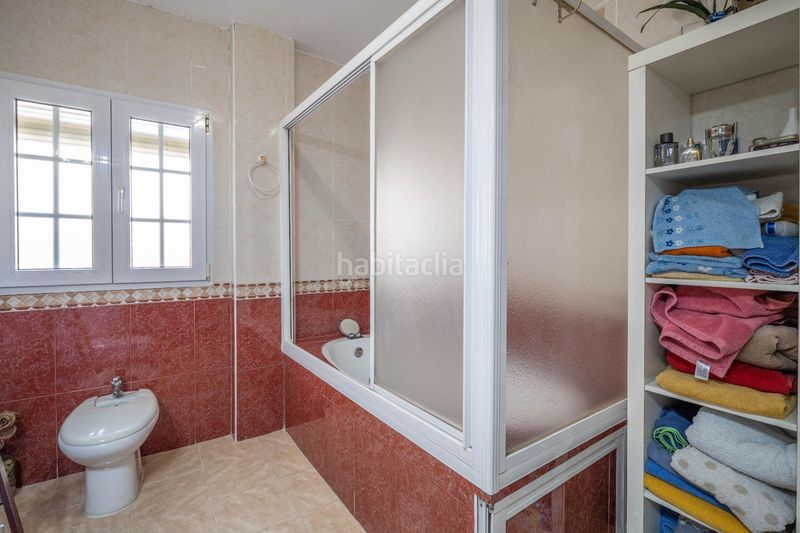 Foto 4f59f82e-9428-46ef-89a4-f1d4300f4cfe. Casa amb calefacció aparcament a San Miguel Armilla