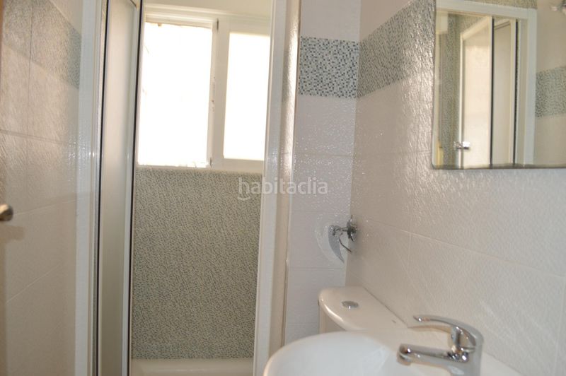 Foto 08647401-3357-4844-90ec-f3d74c519bdc. Rent flat in calle comarex 1 in Barrio de Zaidín Granada