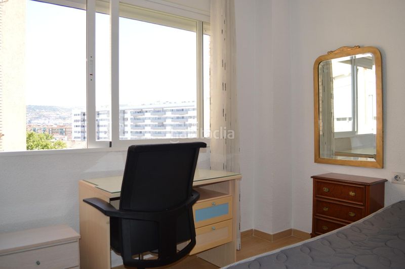 Foto 7bceb529-e426-4476-83cb-f133cd5ee33d. Rent flat in calle comarex 1 in Barrio de Zaidín Granada