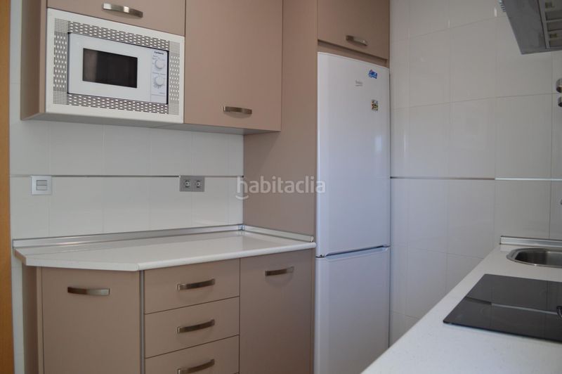 Foto d59dc3c7-2530-484c-80a1-ea517f19e098. Rent flat in calle comarex 1 in Barrio de Zaidín Granada