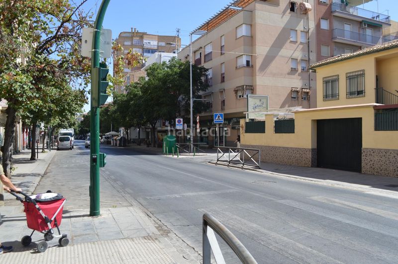 Foto f026eaca-36fa-4dde-9f85-00095d2a43f4. Rent flat in calle comarex 1 in Barrio de Zaidín Granada