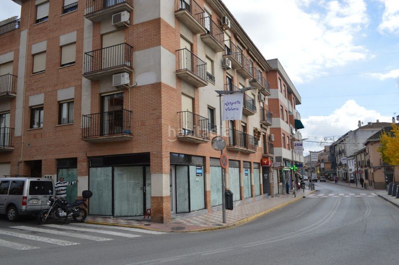 Foto 6027a531-431e-42e9-864b-79fce06a2fe8. Lloguer local comercial a animas 4 a Albolote