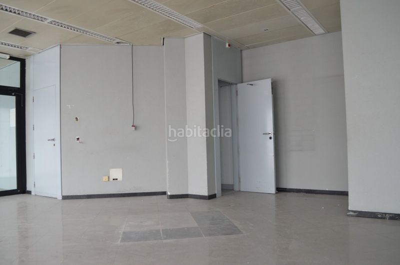 Foto 6a920e55-70c2-4f72-89e1-754b95a4ed70. Lloguer local comercial a animas 4 a Albolote