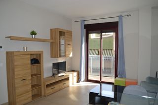 Lloguer Apartament  Calle sagrada familia. Coqueto piso para alquiler temporal